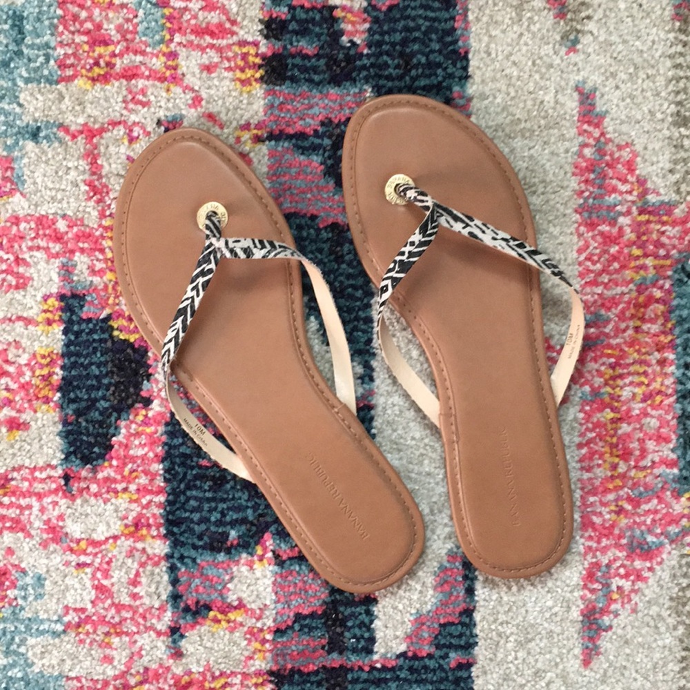 Banana Republic Flip Flops